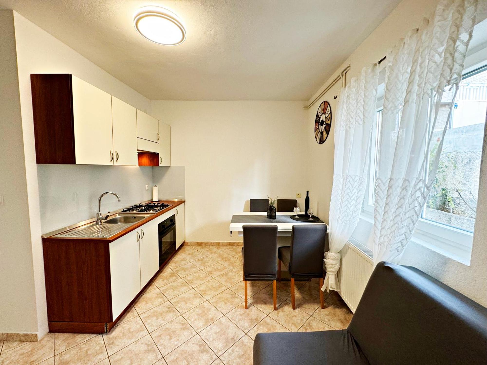 Apartment Baloevic Postira Bagian luar foto