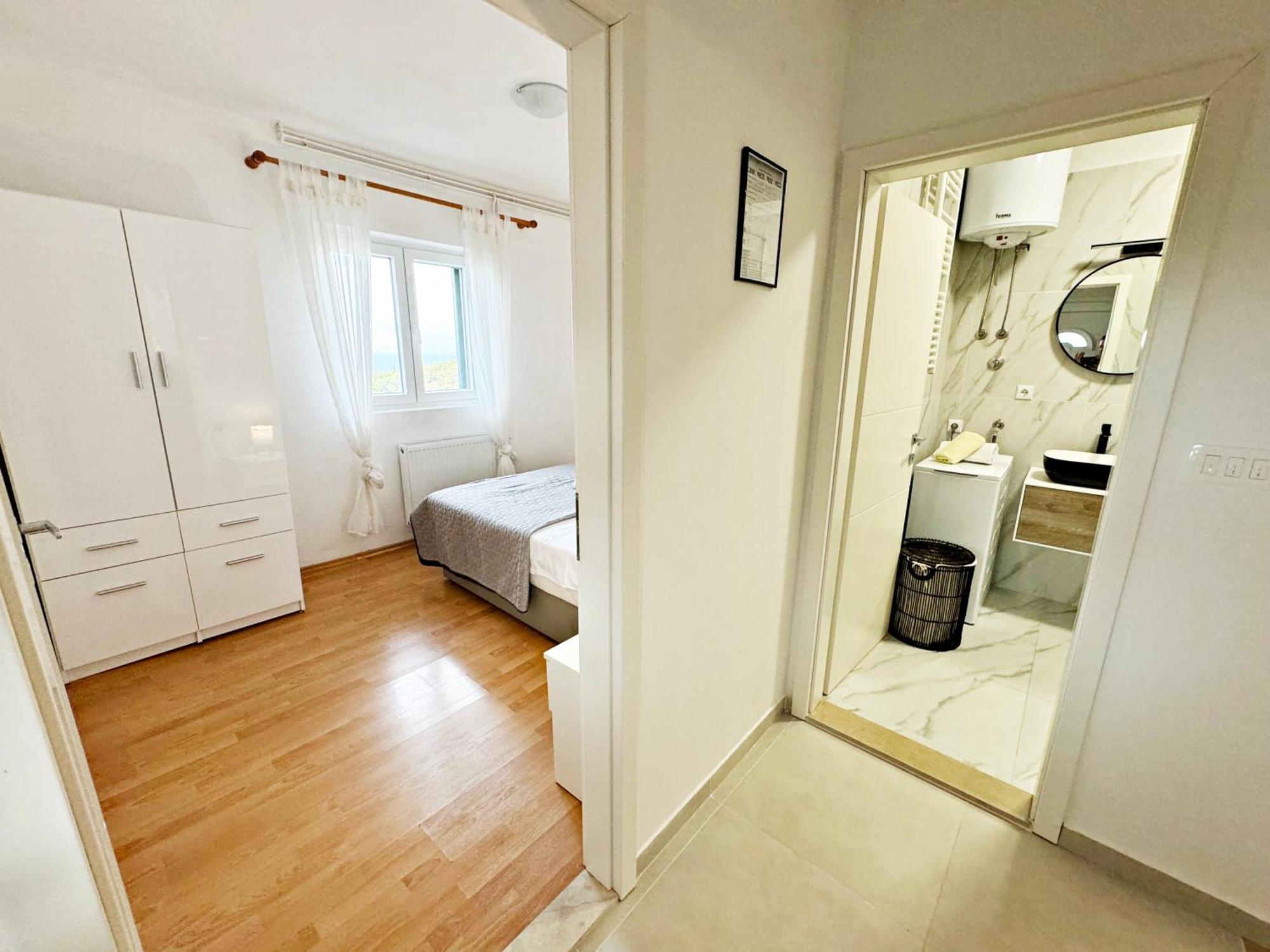 Apartment Baloevic Postira Bagian luar foto